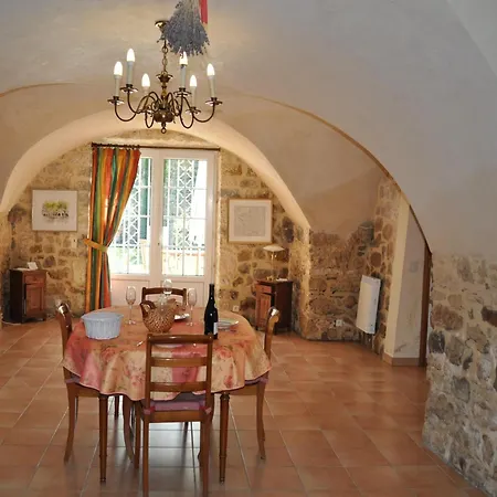 Casa vacanze Charming Stone House With Terrace, Cleaning Included