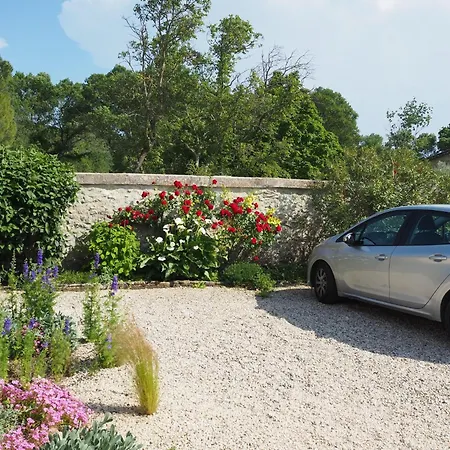 Charming Stone House With Terrace, Cleaning Included Lussan (Gard)